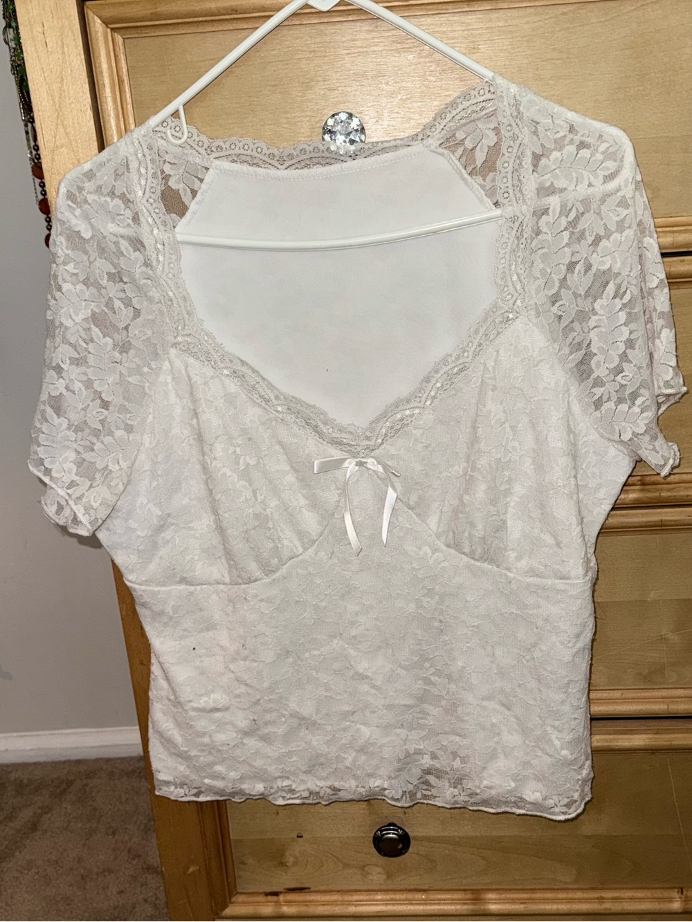 White Lace Short Sleeve V-Neck Top